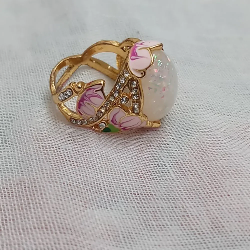 18k solid gold opal ring